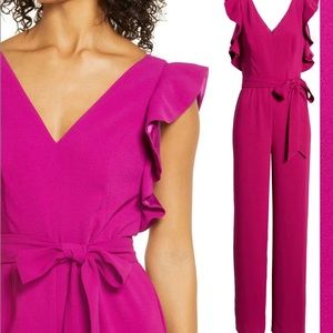 Lilly Pulitzer Women’s jumpsuit. 2021 season. Worn once. Zips in back.